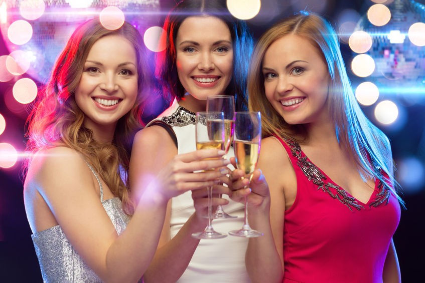 Stamping Everyones Memory with a Mind-Blowing Hens Night: A Few Tips for the Budget-Conscious Hen